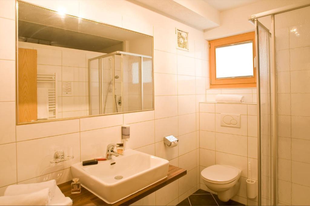 Hotel Lukas Fiss Εξωτερικό φωτογραφία